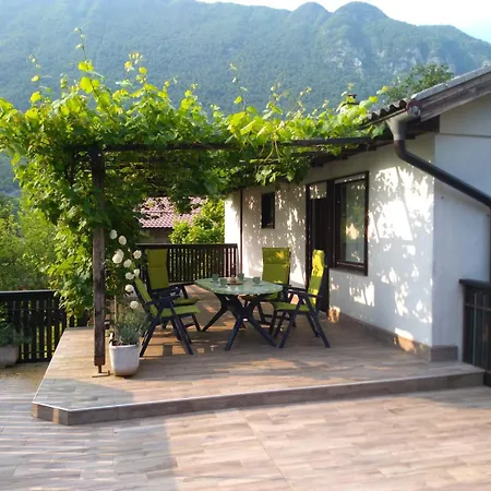 Mlinarjeva Domacija Apartment