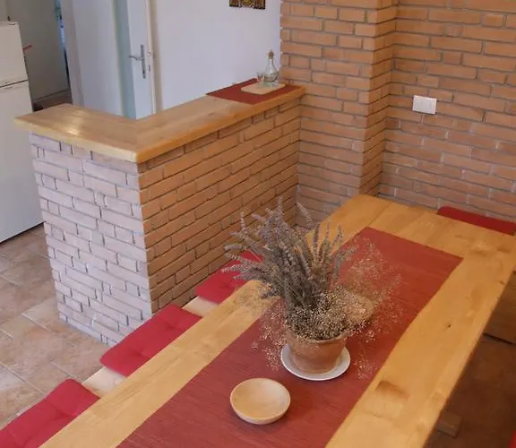 דירה Mlinarjeva Domacija *